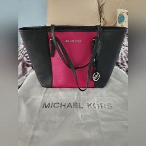 Michael Kors Jet Set Tote with dust bag